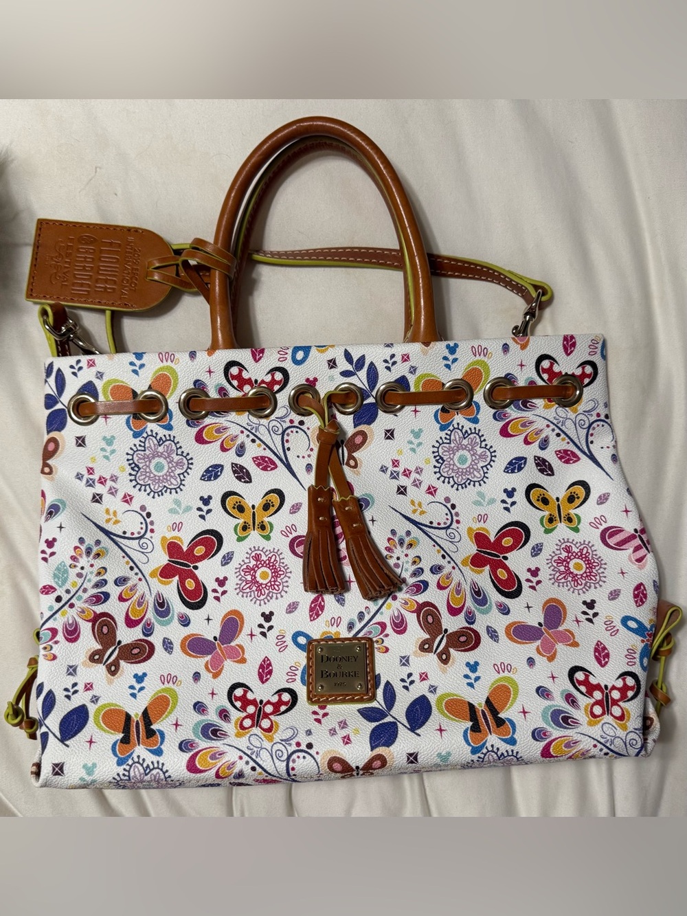 Dooney & Bourke 2019 Disney Annual Passholder Flower and Garden Festival Purse